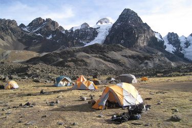 Trektocht Cordillera Réal incl top Huayna Potosi Bolivia | Snow Leopard (02)